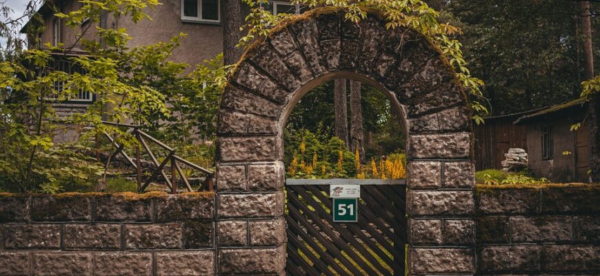 Значення імені Тадей: походження, характеристики та вплив на особистість