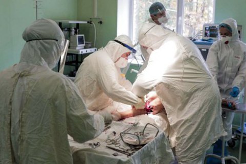 Ковід, тромби, ампутація. Наскільки це поширене ускладнення і чи можна його уникнути?