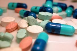 Кому потрібна епідемія СНІДу в Україні?