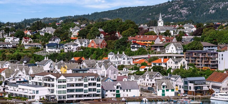 сценарій до дня героїв 23 травня