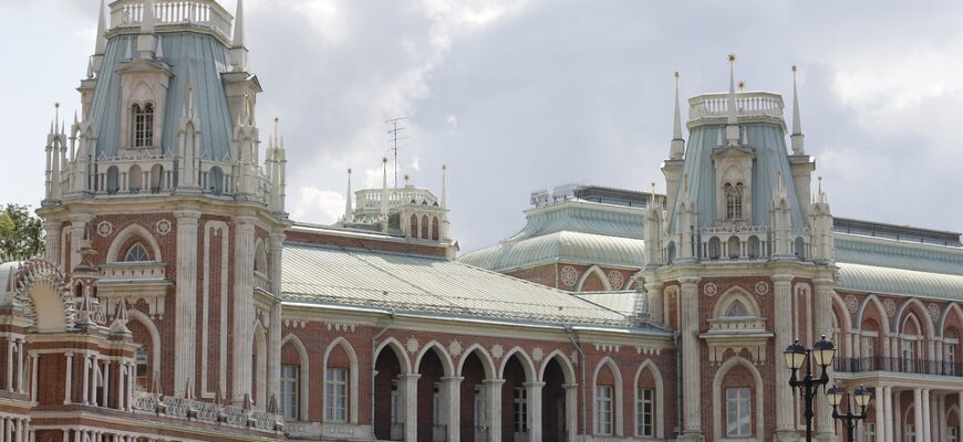 чорно білий