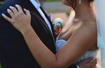 Гарні слова для запрошення на весілля: створіть незабутні індивідуальні запрошення для вашого великого дня!