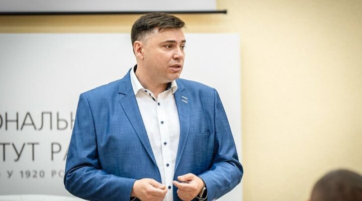 «Не очікуйте дива, зміни потребують часу». Перше інтерв’ю нового директора Національного інституту раку Степана Крулька