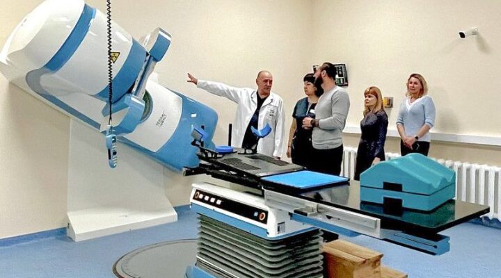 Система бачить аномалії. Як НСЗУ перевіряє медзаклади алгоритмами і чому та в кого забирає мільйони після цього