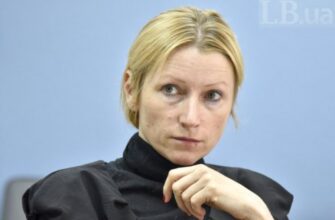 "Президентові пропонують нібито просте рішення - повернути все назад. Але це неможливо", - Оксана Мовчан про медреформу