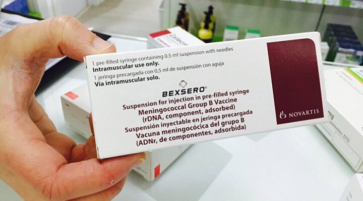 Мисливці за дозами: чому в Україні є проблеми з постачанням двох вакцин для дітей