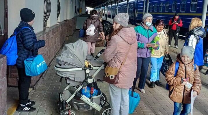 Люди повертаються в зону смерті: хто і як лікує місцевих на прикордонні Сумщини