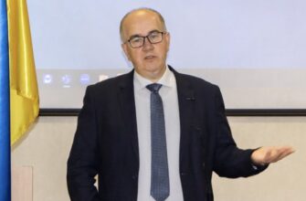 Додаткові вакцини проти сказу будуть уже в листопаді. Проблему пояснює директор Центру громадського здоров’я Володимир Курпіта