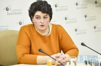 Тетяна Думенко: "Вакцина – це серйозне втручання в організм. Але я вакцинувалася б від коронавірусу"