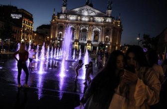 «Нащо мені сонце о третій ночі?»: з лікарем-сомнологом розбираємо основні страхи скасування літнього часу