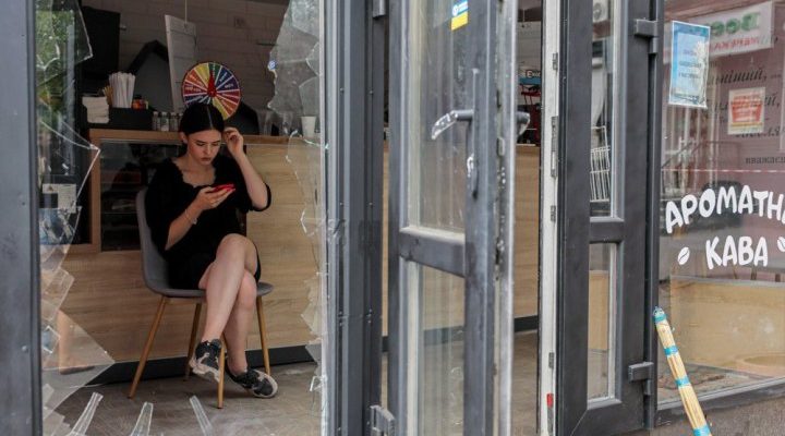 Ми не падаємо, а дорослішаємо. Пояснюють Марина Стародубська і Володимир Станчишин