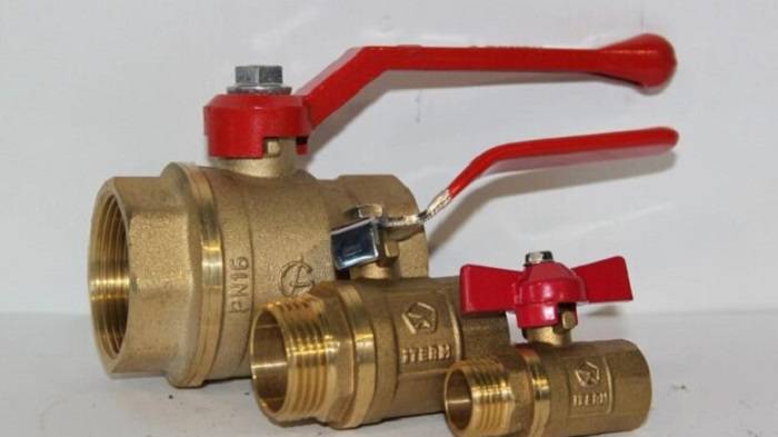 латунні крани